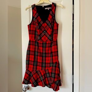 Plaid is back - perfect for the holidays